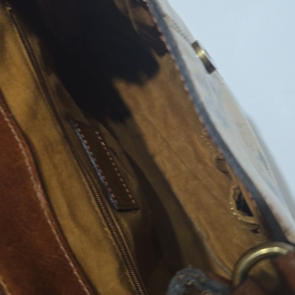 Patricia Nash World Map Patterned Crossover Bag - Picture 4 of 13